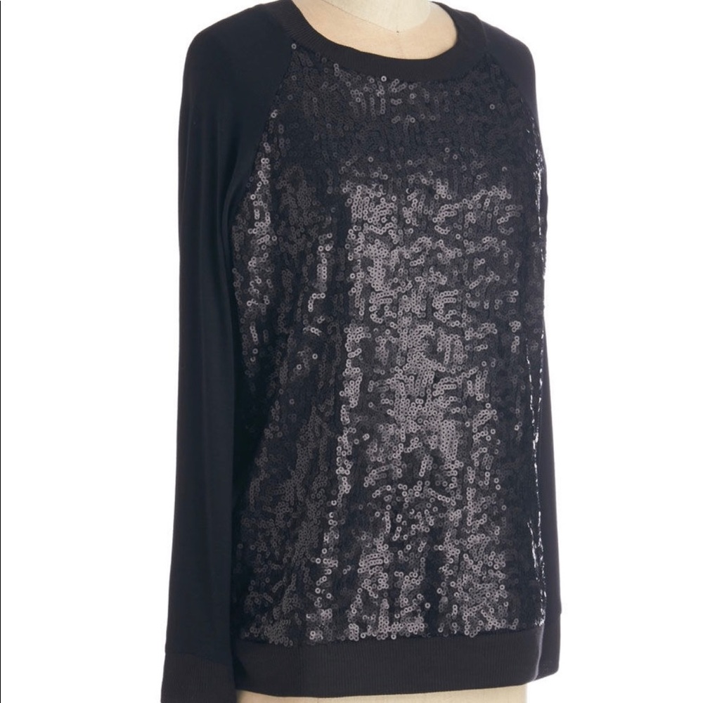 Modcloth Sequin Top. - Picture 2 of 5